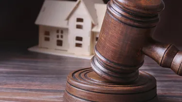 Propietario quedó aislado porque vecino destruyó con maquinaria pesada acceso usado por 95 años: Suprema ordena detener bloqueos