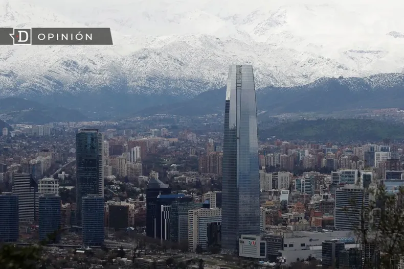 15918 costanera center visto desde el cerro san cristobal.webp