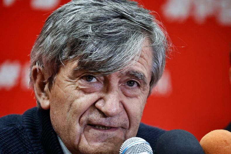 Camilo Escalona.jpg