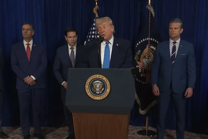 28243 donald trump.webp