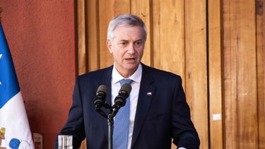 José Antonio Kast sigue bajando en las encuestas - Agencia Uno