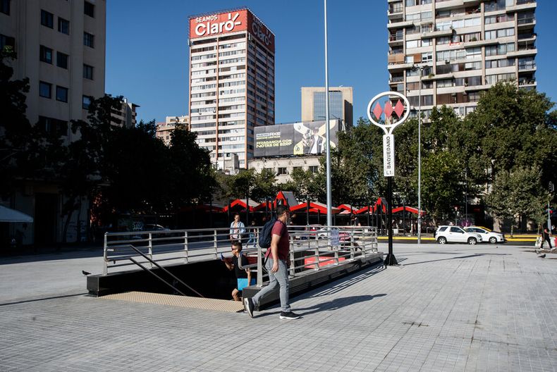 entrada del metro.jpg