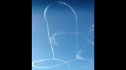 Piloto de la US Navy fue reprendido por dibujar un pene en el cielo sobre Washington