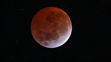 Calendario astronómico 2026: Qué día y qué mes ocurrirán los esperados eclipses de luna, sol y lluvia de estrellas