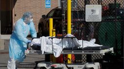 Chileno en Nueva York relata la dramática situación de la ciudad: “Están acumulando los cuerpos en frigoríficos”