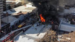 VIDEO| Incendio afecta a local comercial de Barrio 10 de Julio: Humo se ve desde todo Santiago