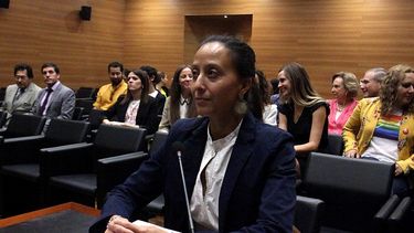 Abogada socialista Claudia Sarmiento asume defensa de Jackson en acusación constitucional
