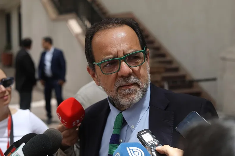 10625 a uno 1625817.webp