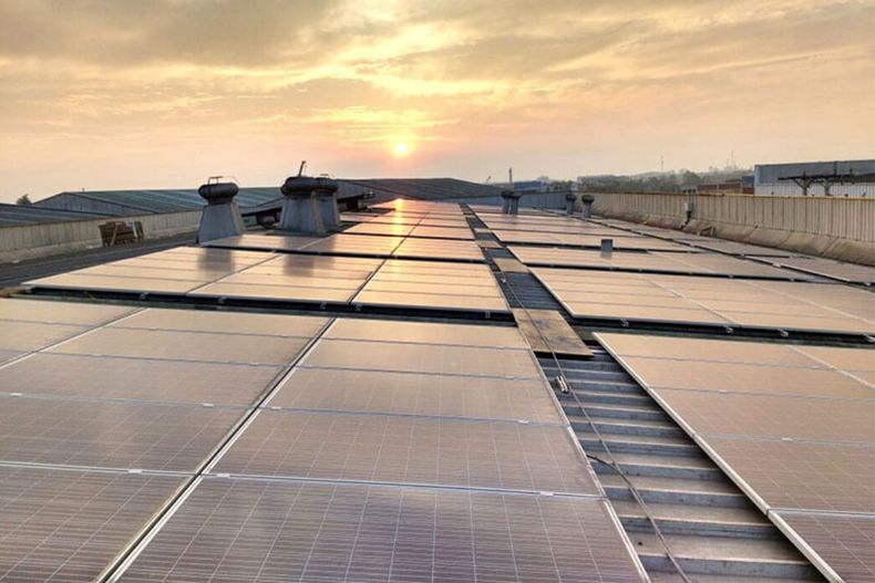 Planta de energ&iacute;a solar. Foto: Midas Chile