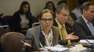 Según ministra Isabel Plá se puede ser feminista y estar en contra del aborto libre