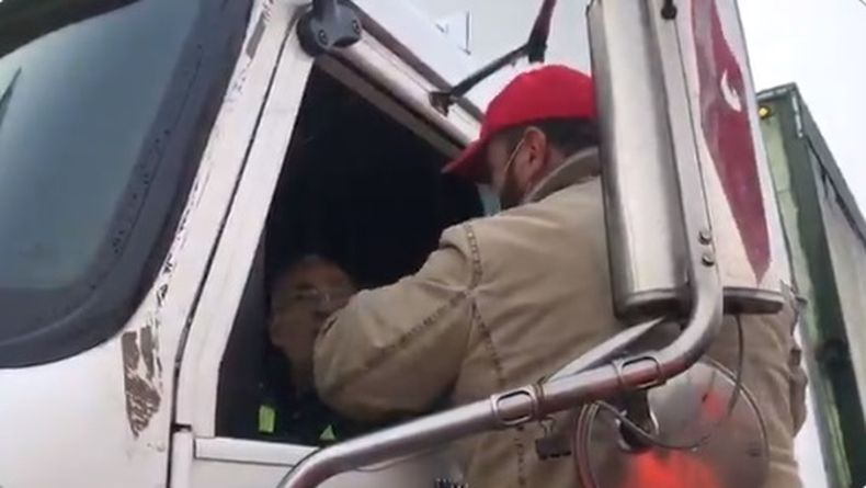 amenaza camionero.jpg