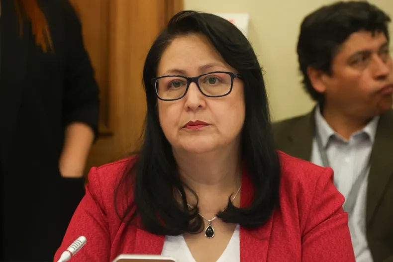 13274 contralora.webp