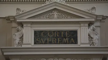Estado de indefensión: Corte Suprema acoge amparo de ciudadano haitiano y revoca orden de abandono del país