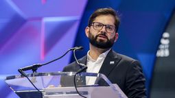 Presidente Boric viaja a Argentina para asistir a la investidura de Javier Milei