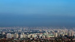 Fuertes lluvias y viento afectan a Santiago - Agencia Uno Fuertes lluvias y viento afectan a Santiago - Agencia Uno