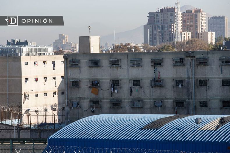 8305 imagen panoramica de una carcel.jpg