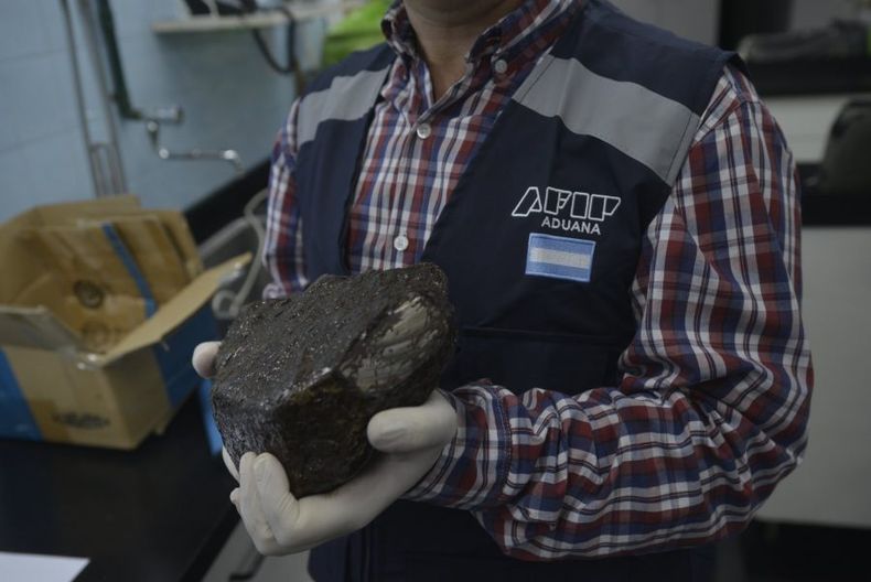 Meteorito ingresado a Argentina e1676742140848.jpeg