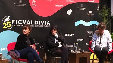 Ser mujer y cineasta en Chile: Directoras critican en el Fic Valdivia el machismo en su trabajo