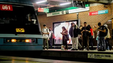 Elecciones 2025: Metro gratis, refuerzo de buses RED y cómo será el transporte rurales este domingo