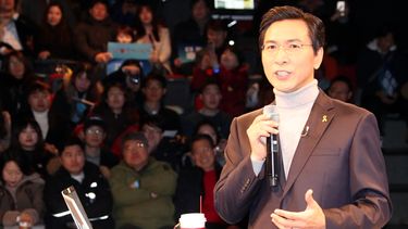 Candidato presidencial de Corea del Sur renuncia a toda actividad política luego de admitir que violó a su asesora