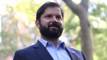Con 367.000 paneles solares: Boric inaugura planta fotovoltaica que dará energía a 136.000 hogares