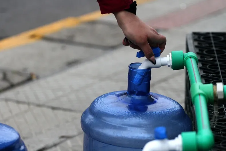 23355 cortes de agua en santiago hoy martes 30 de septiembre.webp