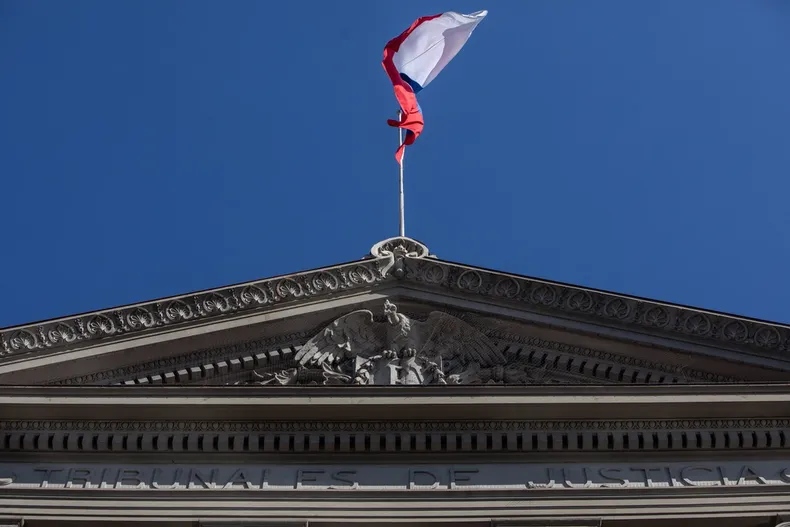 prescripcion de pagares el argumento legal que freno cobros de bancos por montos entre 2 8 y 119 millones en 2025.webp