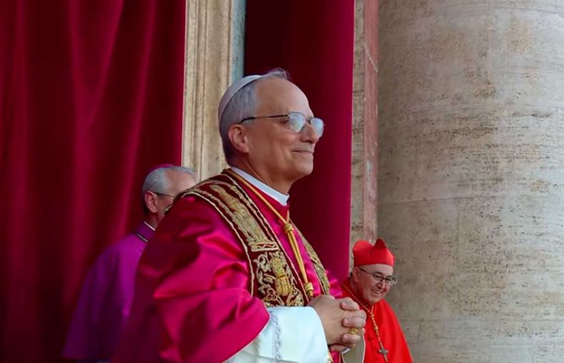 15406 pap leon xiv.jpg