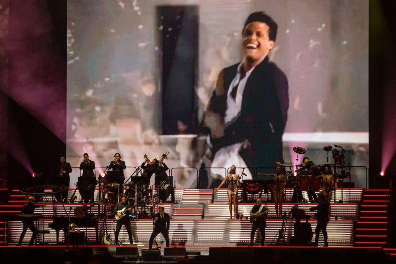 Luis Miguel en Chile 1 1 scaled.jpg