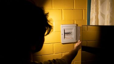 Los cortes de luz en Santiago son programados por Enel - Agencia Uno