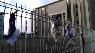 VIDEO| ¿Nos van a sacar los ojos?: La potente intervención de mujeres en apoyo a Nabila Rifo