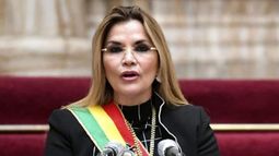 Condenan a 10 años de prisión a expresidenta interina de Bolivia Jeanine Áñez