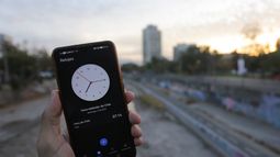 Cambio de Hora en Chile será el próximo sábado 5 de septiembre - Agencia Uno