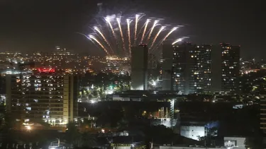 Centenario de Colo Colo se tiñe de policial: Masivos fuegos artificiales prohibidos y mortal balacera entre barristas