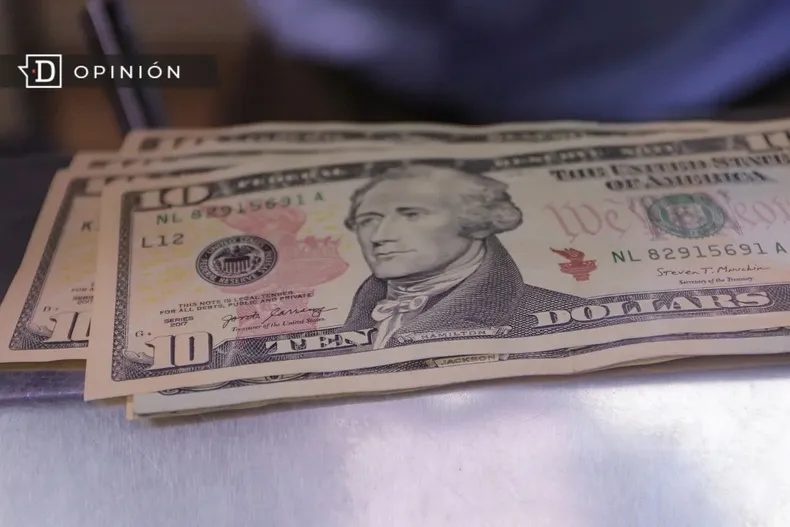 19900 foto de unos dolares.webp