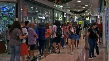Aumento de los precios es la principal preocupación de los chilenos para este año: 76% cree que subirán