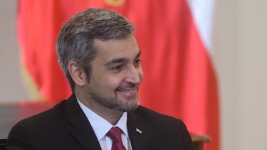 Confirman que el presidente de Paraguay padece dengue