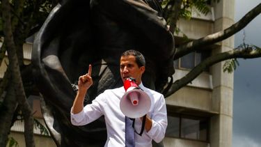 Guaidó asegura que salió de Venezuela por su protección y de millones de venezolanos