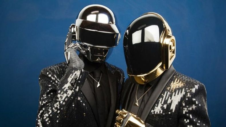 Daft Punk e1672925388319.jpg