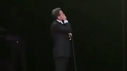 VIDEO| Quisiera poder transmitir lo mucho que siento: Un emocionado Luis Miguel rompió en llanto durante su último concierto