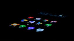 ¿Cómo funcionan las tiendas de aplicaciones alternativas a Google Play Store?
