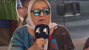 Cariño, elogios y críticas en la despedida a Hebe de Bonafini