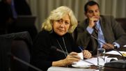monica gonzalez arremete contra bofill: ¿y por que si el aparato del estado es ineficiente las empresas recurren a el?