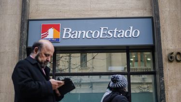 Proyecto que limita la responsabilidad de los usuarios de tarjetas de crédito pasó a Comisión Mixta