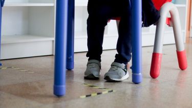 Por trato degradante a alumnos condenan a profesora: Les decía pajarones y cara de poto