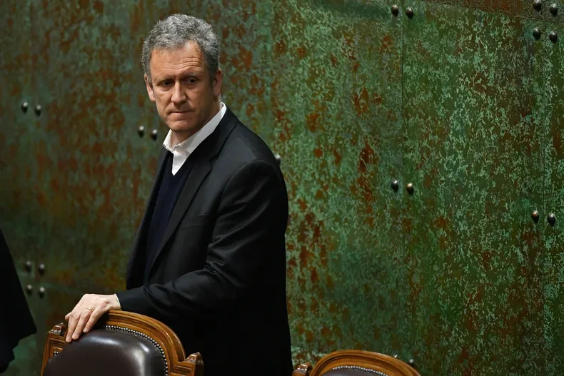 30390 a uno 1697473.webp