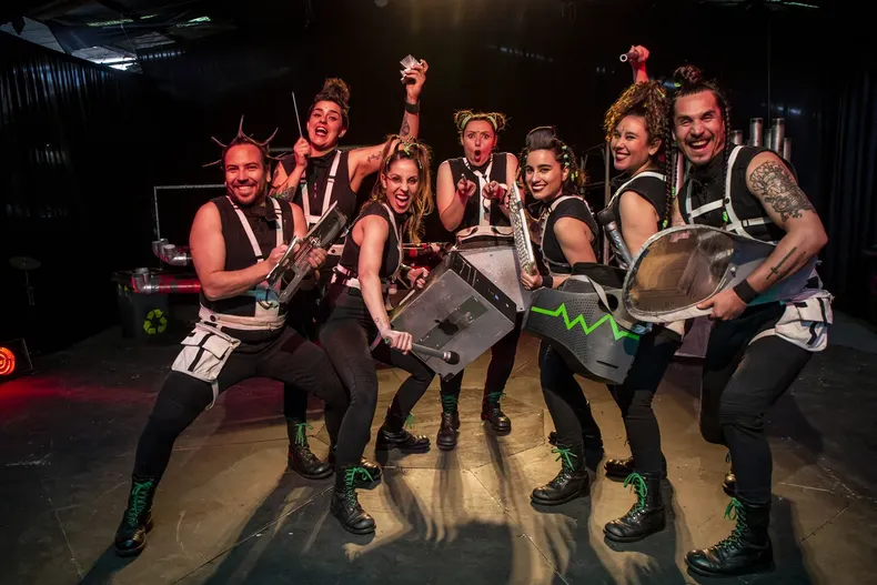 17607 equipochau acristi cb 7623.webp