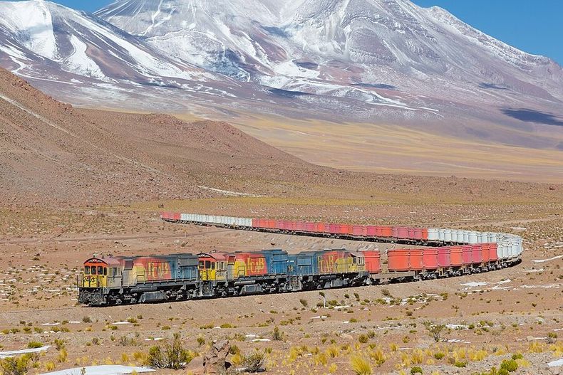 FCAB_EMD_GT22CU 3_San_Pedro_ _Ascotan1.jpg