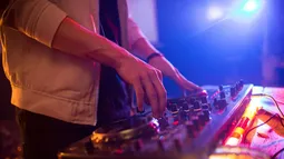 Vecinos de Ñuñoa ganan batalla por ruidos molestos: SMA formula cargos contra bar que superó límites nocturnos permitidos