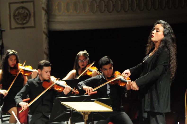 Alejandra Rivas.jpg